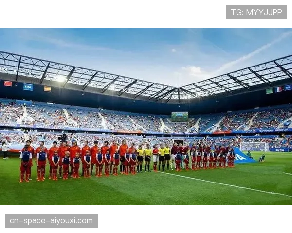 欧足联报告显示，女足欧冠上座率同比去年增长35%